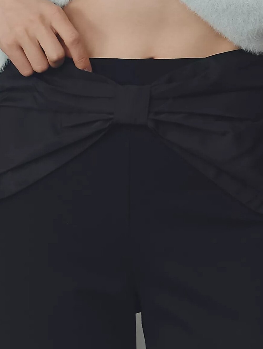 Maeve Cropped Bow Pants - Picture 2 of 4
